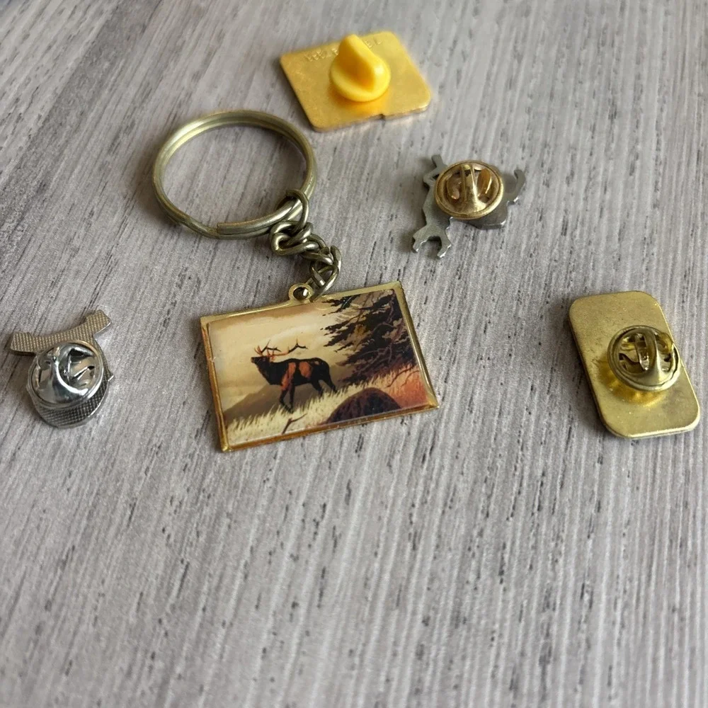 Vintage Big Buck Elk Keychain‎ And Pins Lot Of 5 - Elks USA